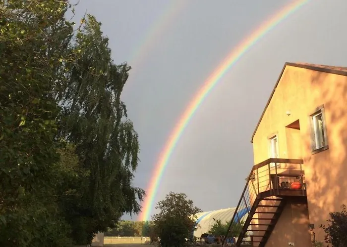 Апартаменты Ruhige-ferienwohnung-auf-pferdehof Dreetz